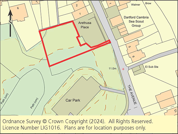 Lot: 16 - PARCEL OF WOODLAND - 